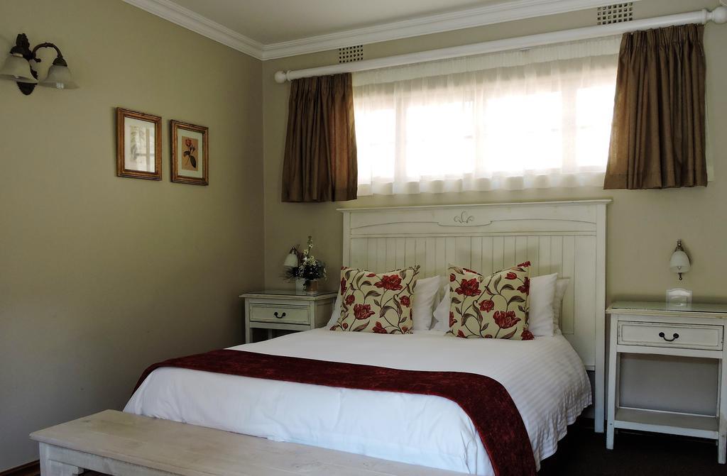 Van Dykshuis Guest House ไฮเดิลแบร์ค ภายนอก รูปภาพ