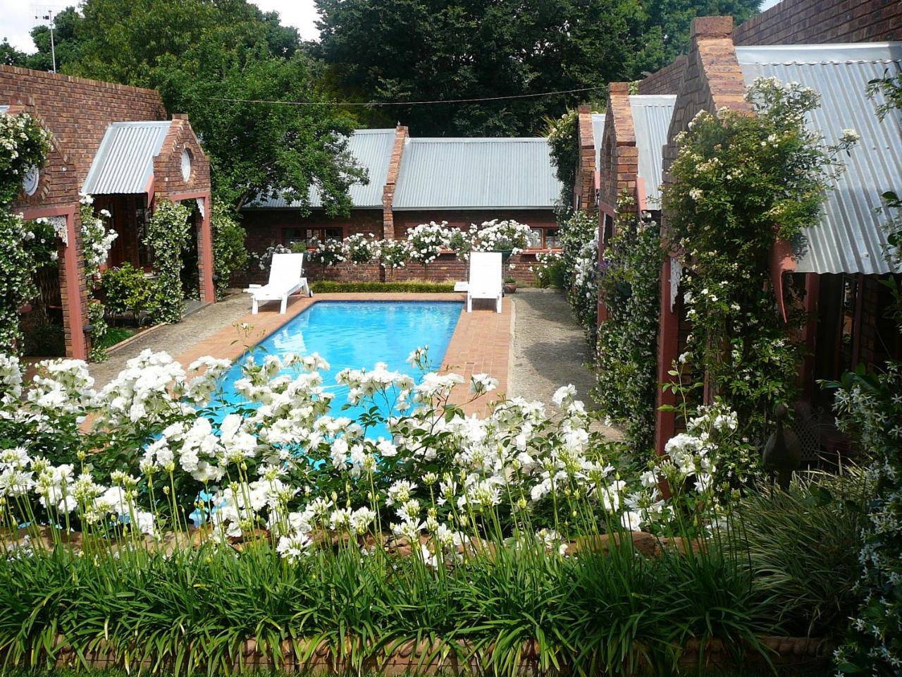 Van Dykshuis Guest House ไฮเดิลแบร์ค ภายนอก รูปภาพ