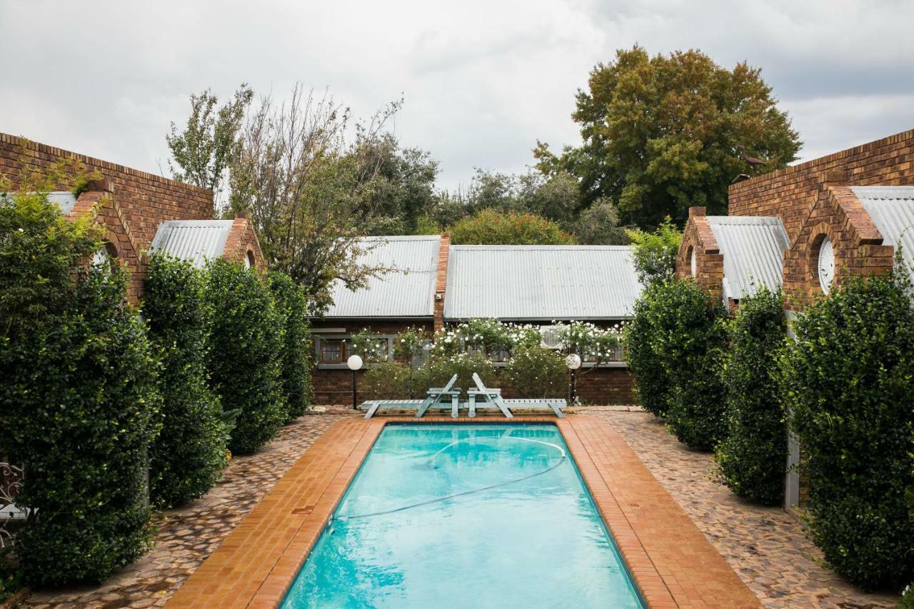 Van Dykshuis Guest House ไฮเดิลแบร์ค ภายนอก รูปภาพ
