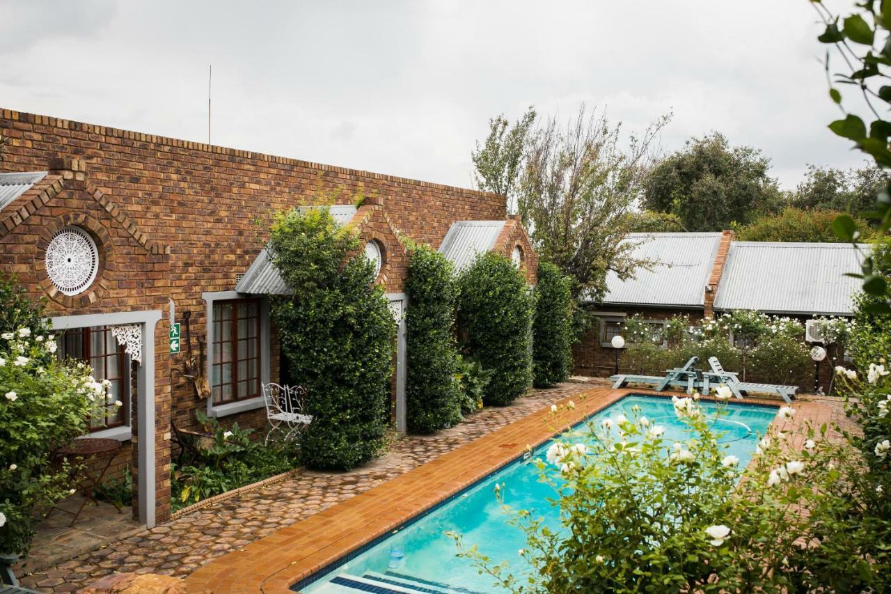 Van Dykshuis Guest House ไฮเดิลแบร์ค ภายนอก รูปภาพ
